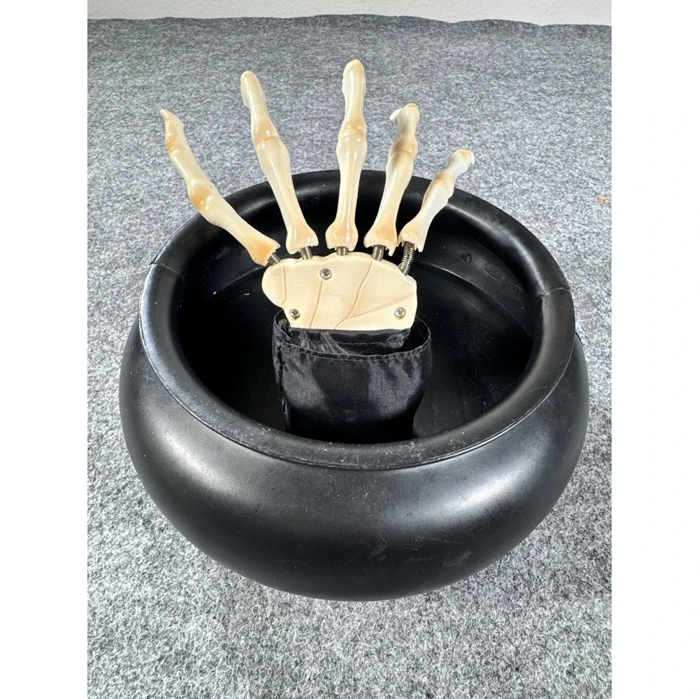 Gemmy Animated Talking Candy Happy Halloween Cauldron Bowl Gotcha Skeleton Hand